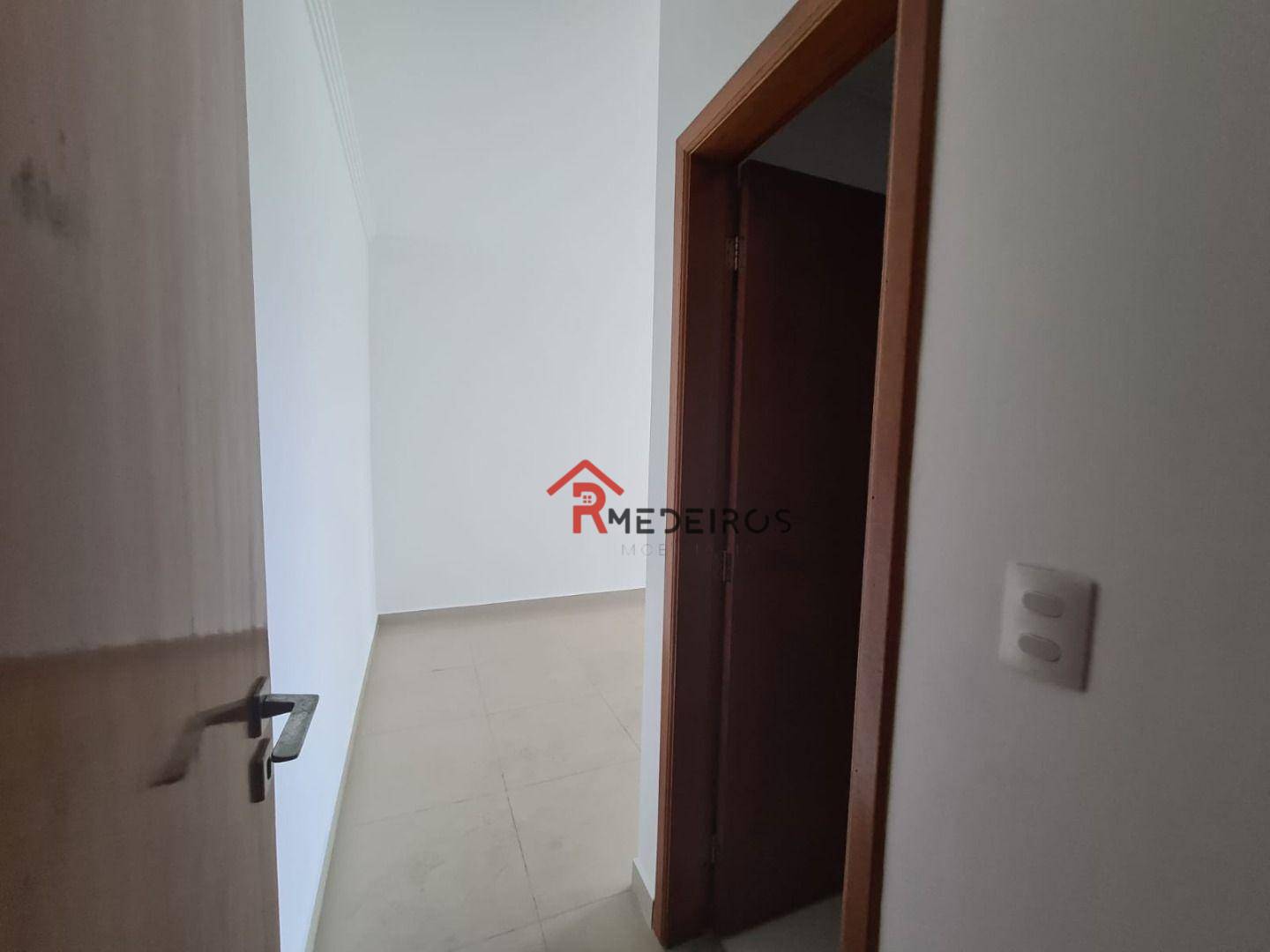 Apartamento para alugar com 2 quartos, 94m² - Foto 12