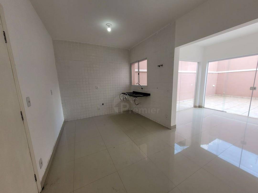 Casa à venda com 3 quartos, 126m² - Foto 10