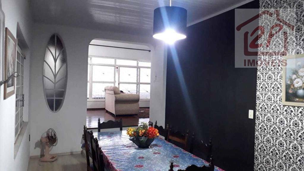 Casa à venda com 3 quartos, 187m² - Foto 4