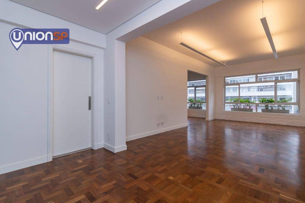 Apartamento à venda com 3 quartos, 239m² - Foto 16