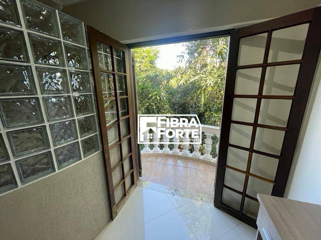 Casa à venda com 3 quartos, 274m² - Foto 24