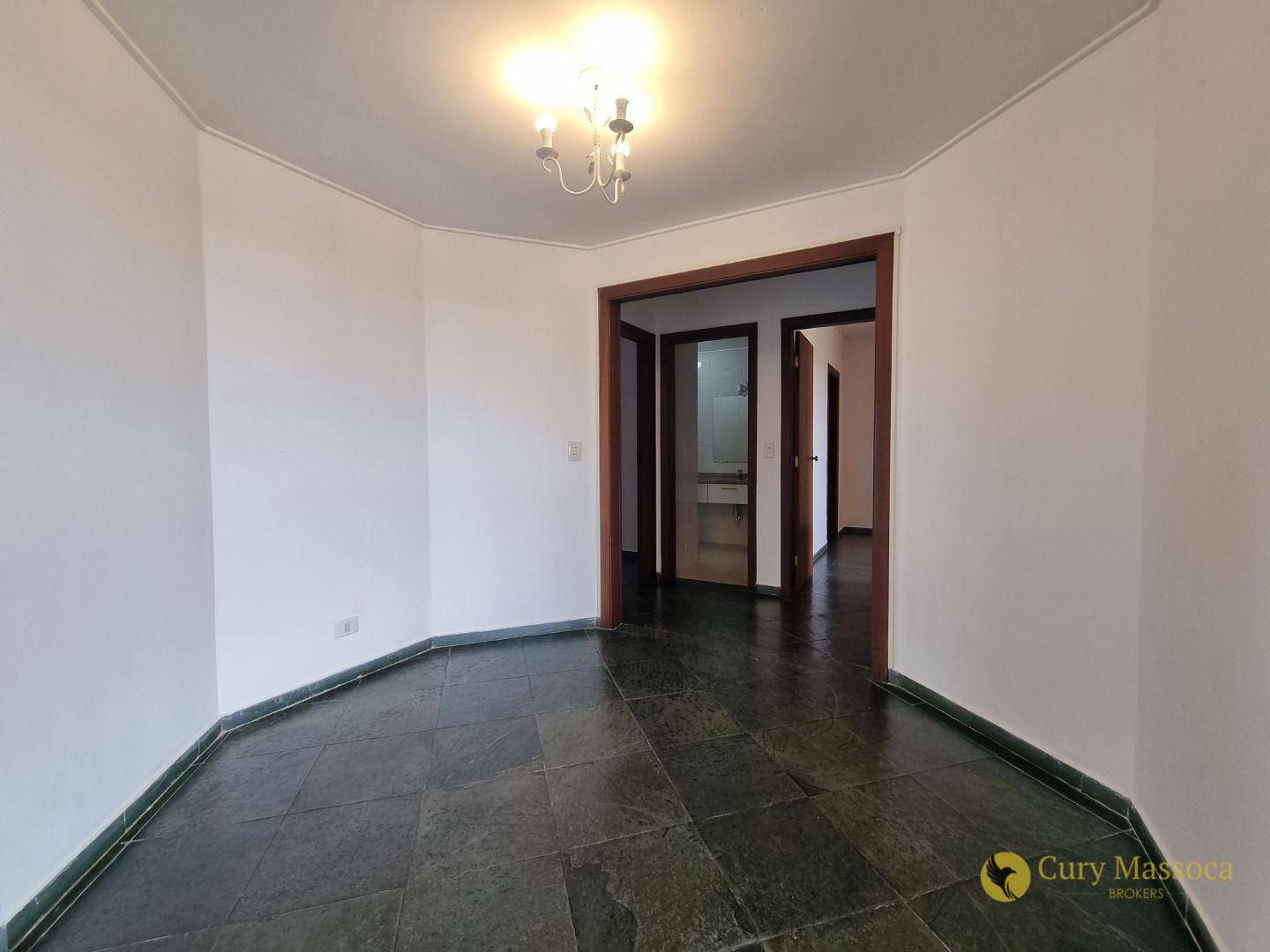 Apartamento para alugar com 3 quartos, 95m² - Foto 7