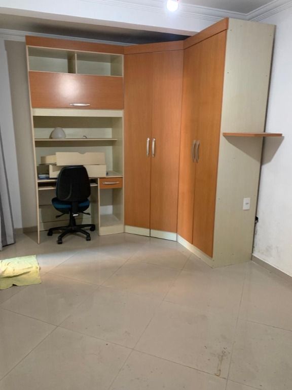 Sobrado à venda com 2 quartos, 200m² - Foto 14