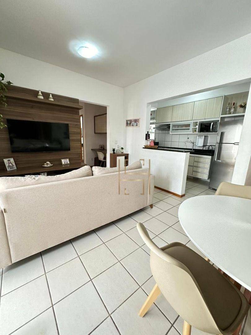 Apartamento à venda com 2 quartos, 68m² - Foto 4