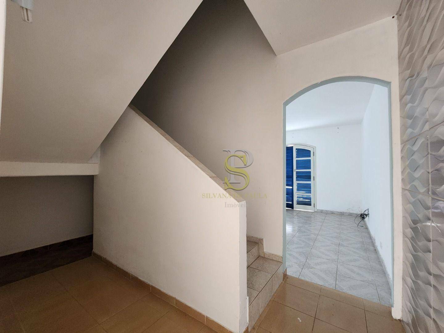 Casa à venda com 3 quartos, 250m² - Foto 9