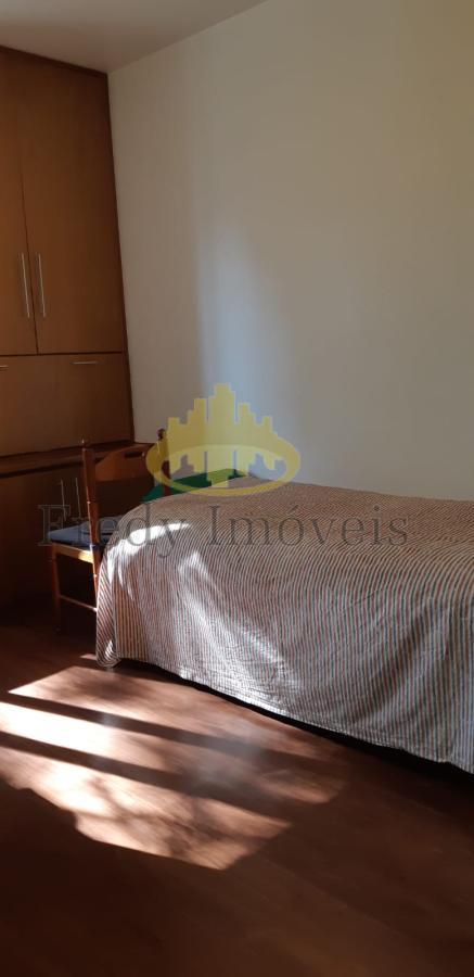 Apartamento à venda com 3 quartos, 122m² - Foto 19