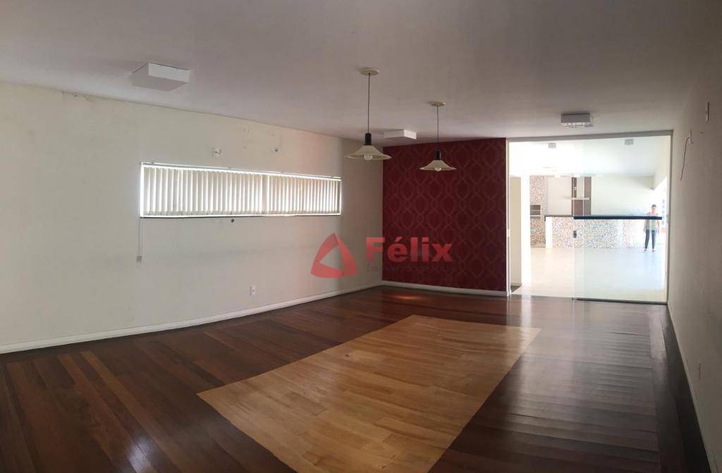 Casa de Condomínio à venda com 4 quartos, 540m² - Foto 13