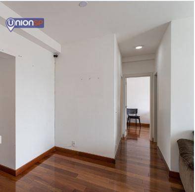 Apartamento à venda com 2 quartos, 70m² - Foto 7