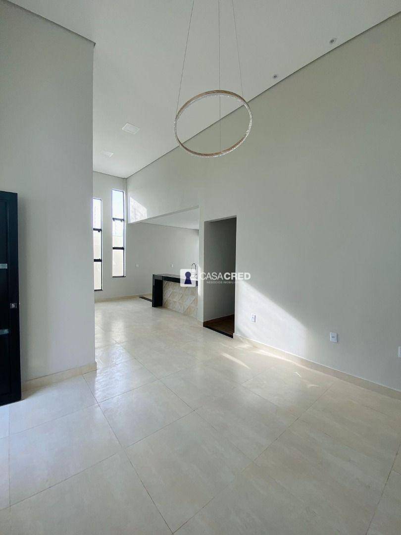 Casa, 3 quartos, 104 m² - Foto 1