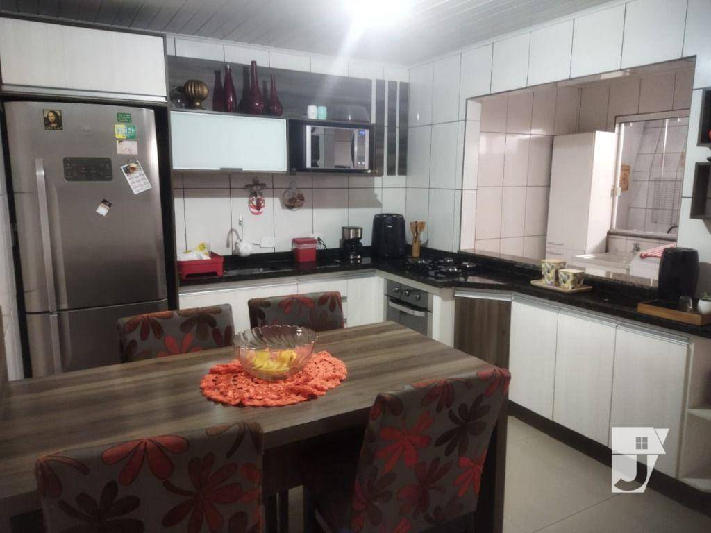 Casa à venda com 3 quartos, 120m² - Foto 3