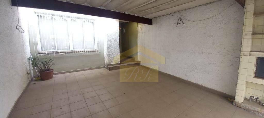 Sobrado à venda com 3 quartos, 236m² - Foto 20