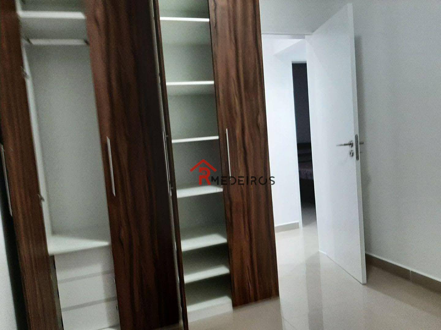 Apartamento à venda com 3 quartos, 94m² - Foto 27