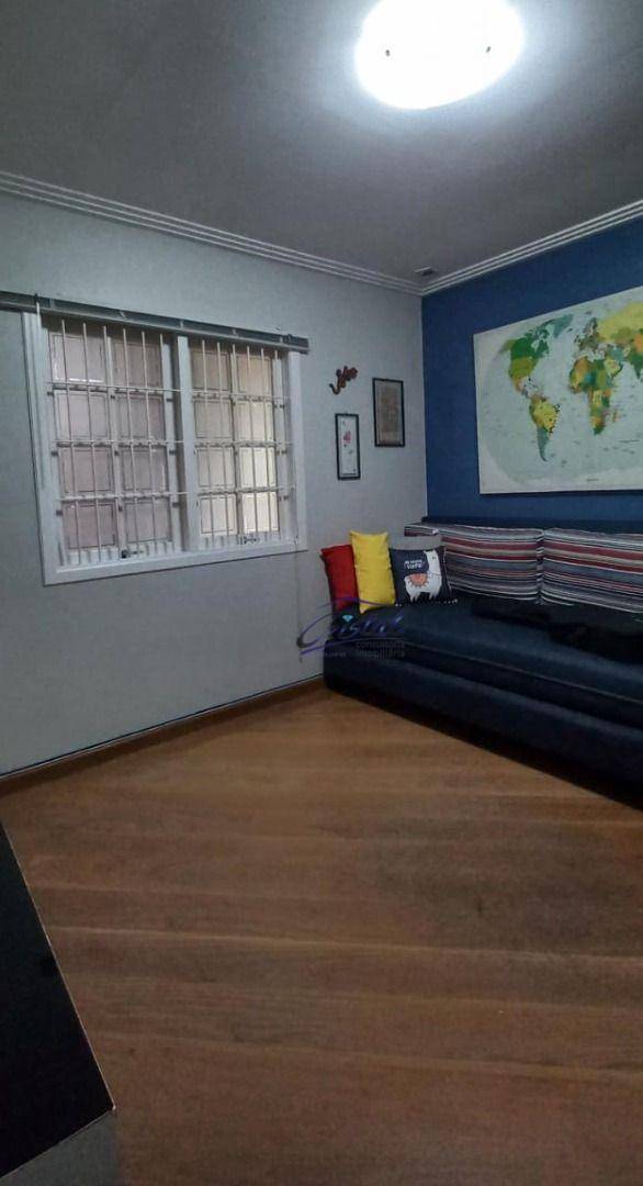 Casa à venda com 3 quartos, 250m² - Foto 4