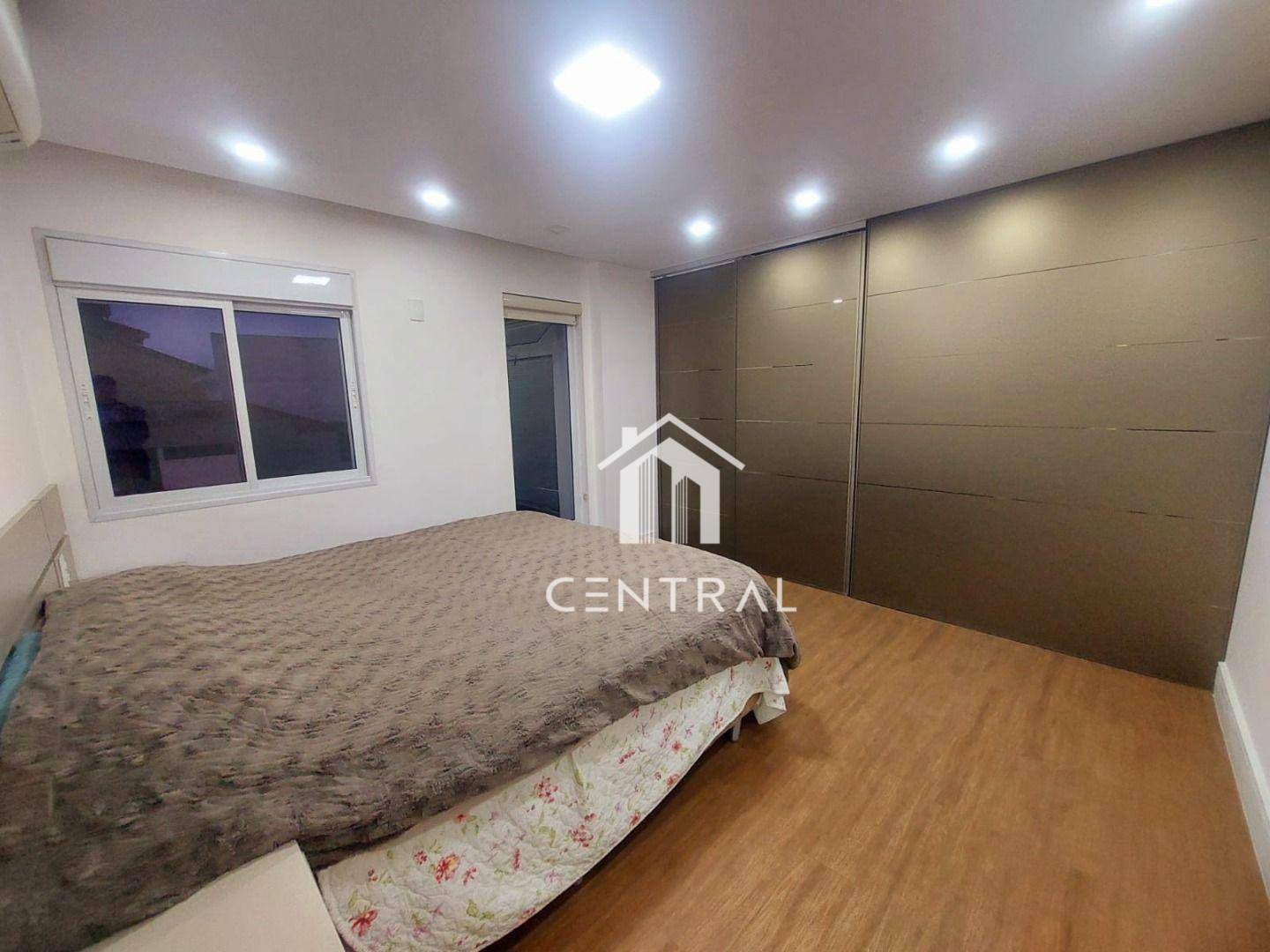 Sobrado à venda com 3 quartos, 240m² - Foto 26