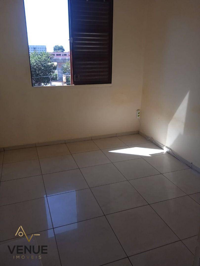 Apartamento à venda com 2 quartos, 48m² - Foto 2