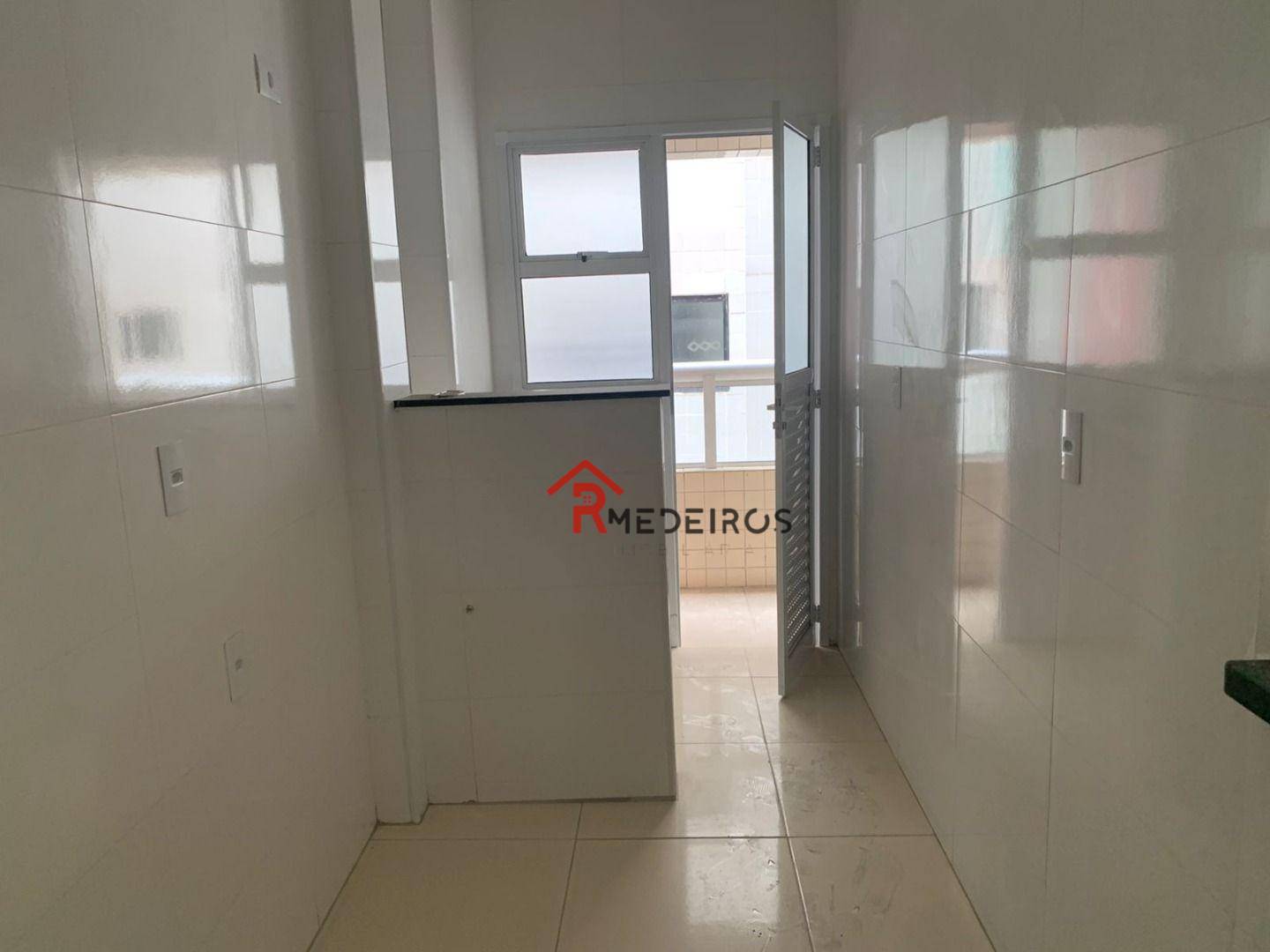 Apartamento à venda com 2 quartos, 66m² - Foto 6