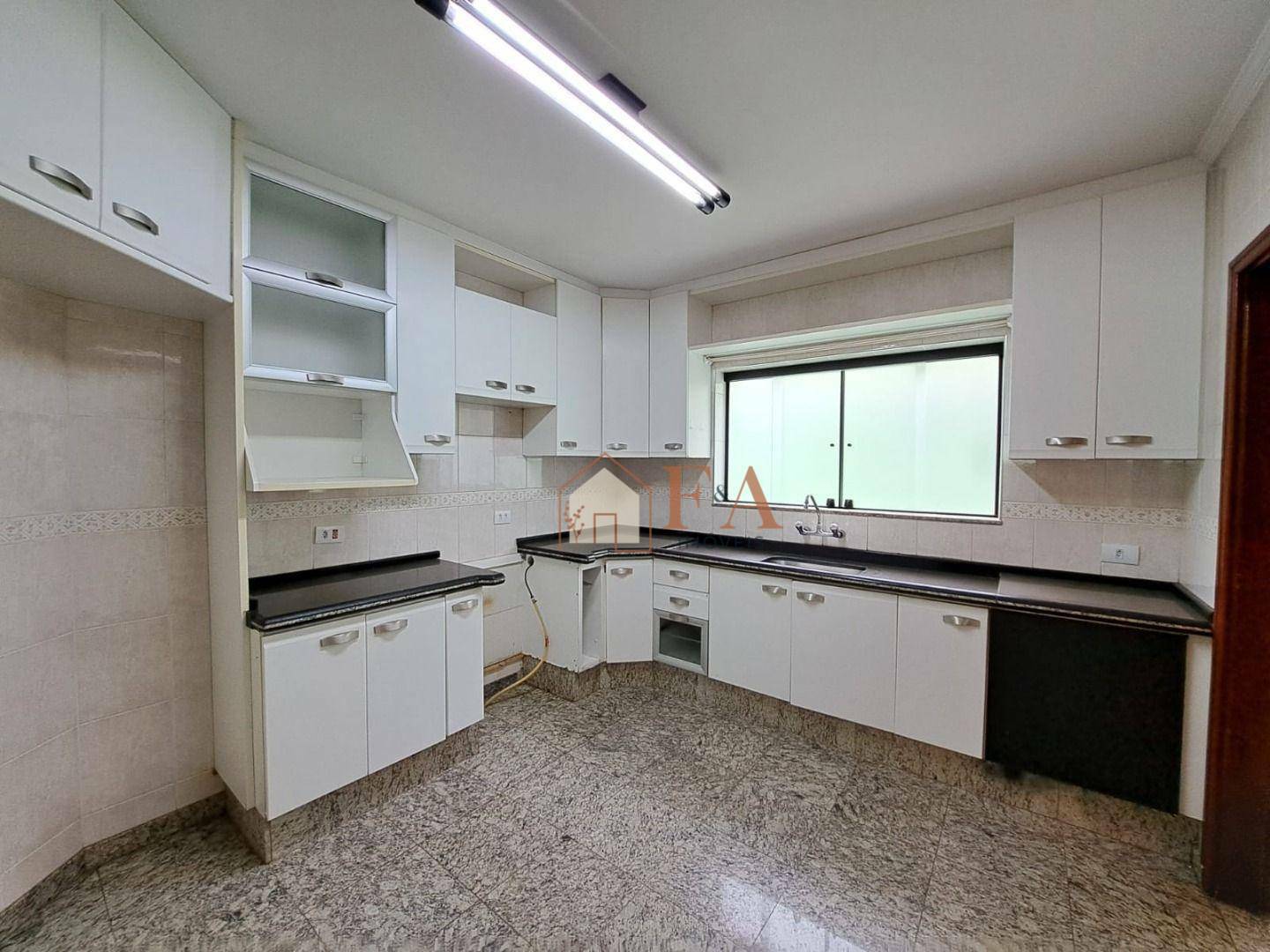 Casa de Condomínio à venda com 3 quartos, 241m² - Foto 19