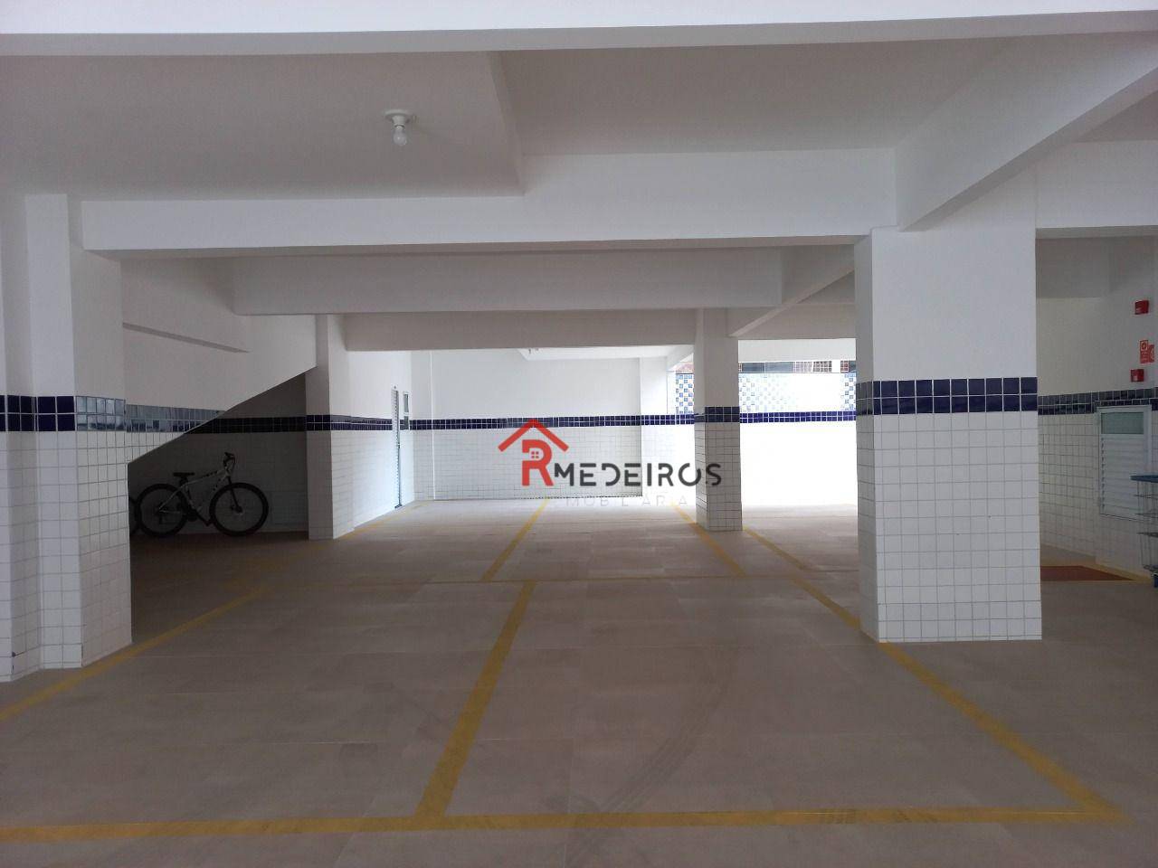 Apartamento à venda com 3 quartos, 93m² - Foto 28