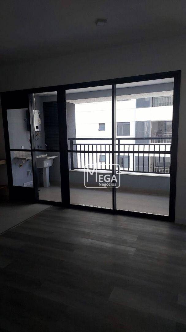 Apartamento à venda com 2 quartos, 69m² - Foto 4