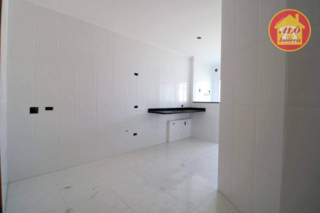 Apartamento à venda com 4 quartos, 205m² - Foto 2