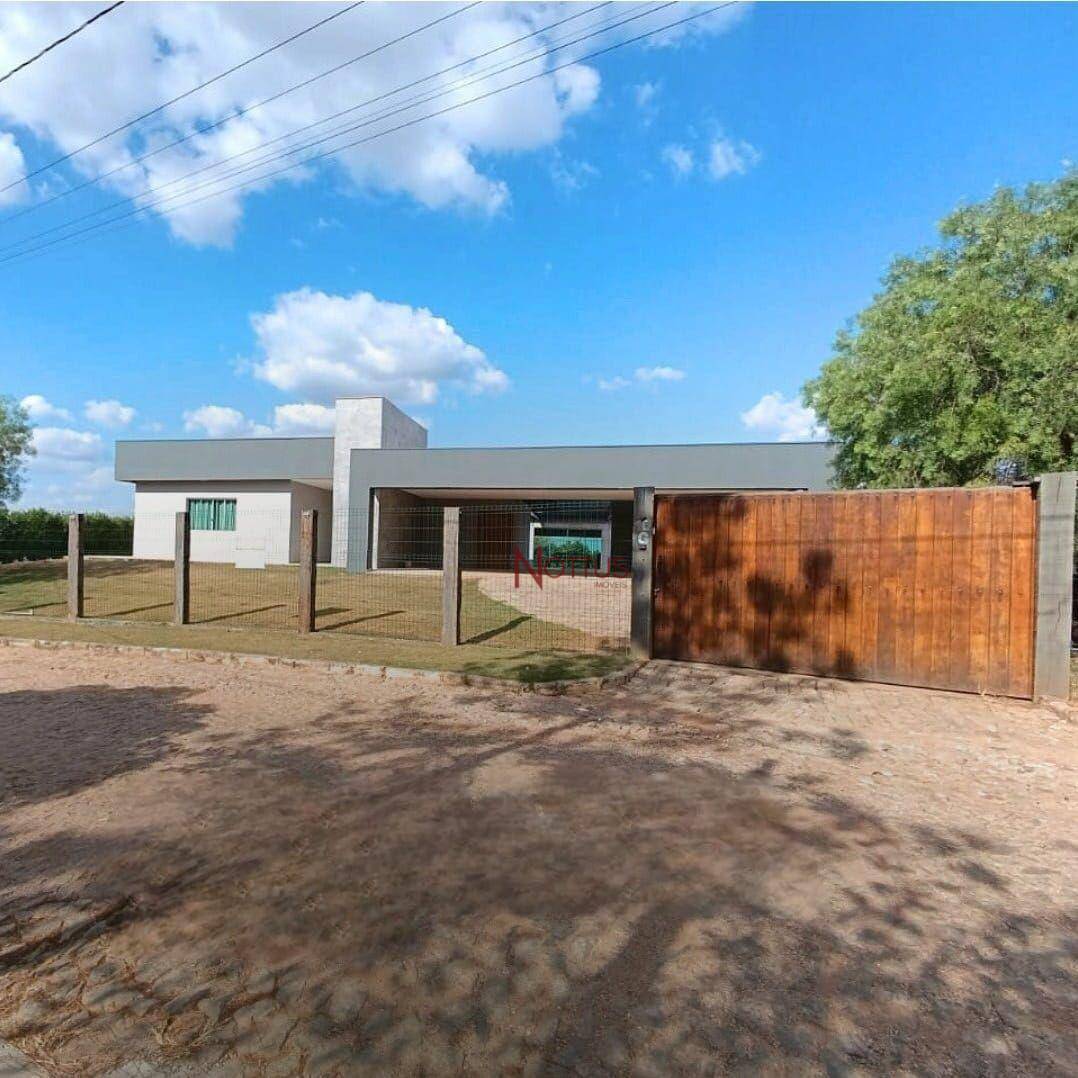 Casa à venda com 5 quartos, 600m² - Foto 1