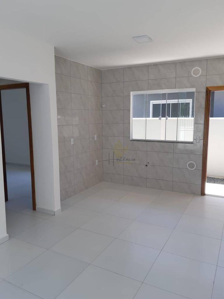 Casa à venda com 2 quartos, 45m² - Foto 18