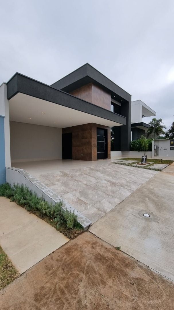 Casa à venda com 3 quartos, 190m² - Foto 3