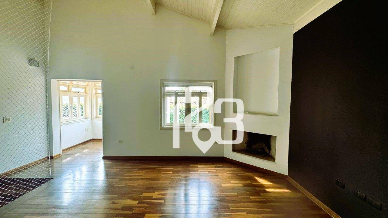 Casa à venda com 4 quartos, 390m² - Foto 2