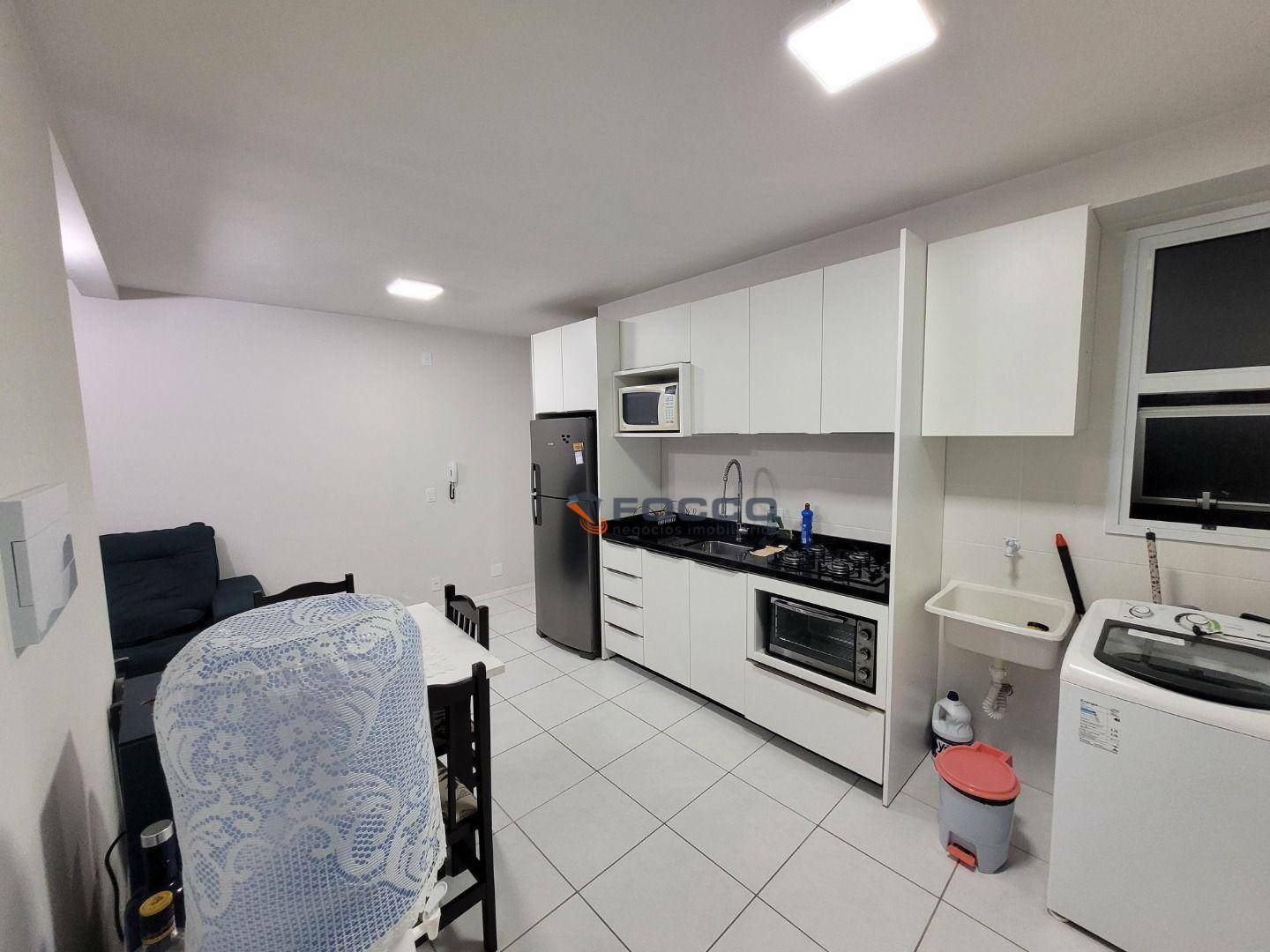 Apartamento à venda com 2 quartos, 46m² - Foto 1