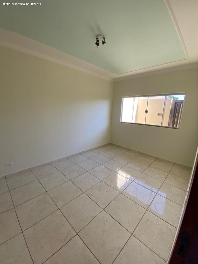 Casa à venda com 3 quartos, 150m² - Foto 15