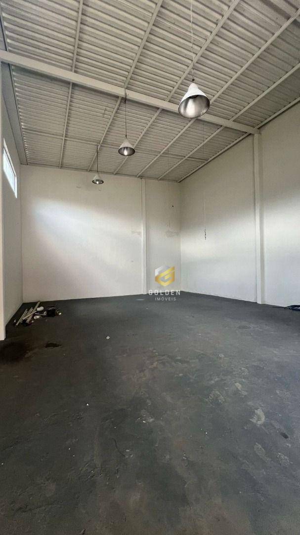 Depósito-Galpão-Armazém para alugar, 220m² - Foto 2