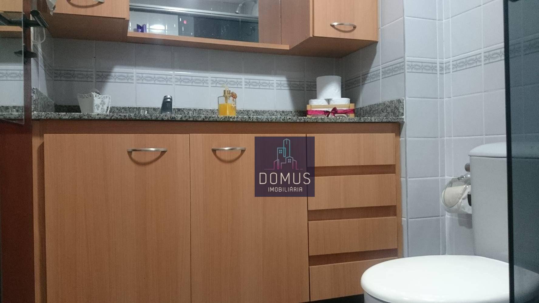 Apartamento à venda com 2 quartos, 61m² - Foto 11