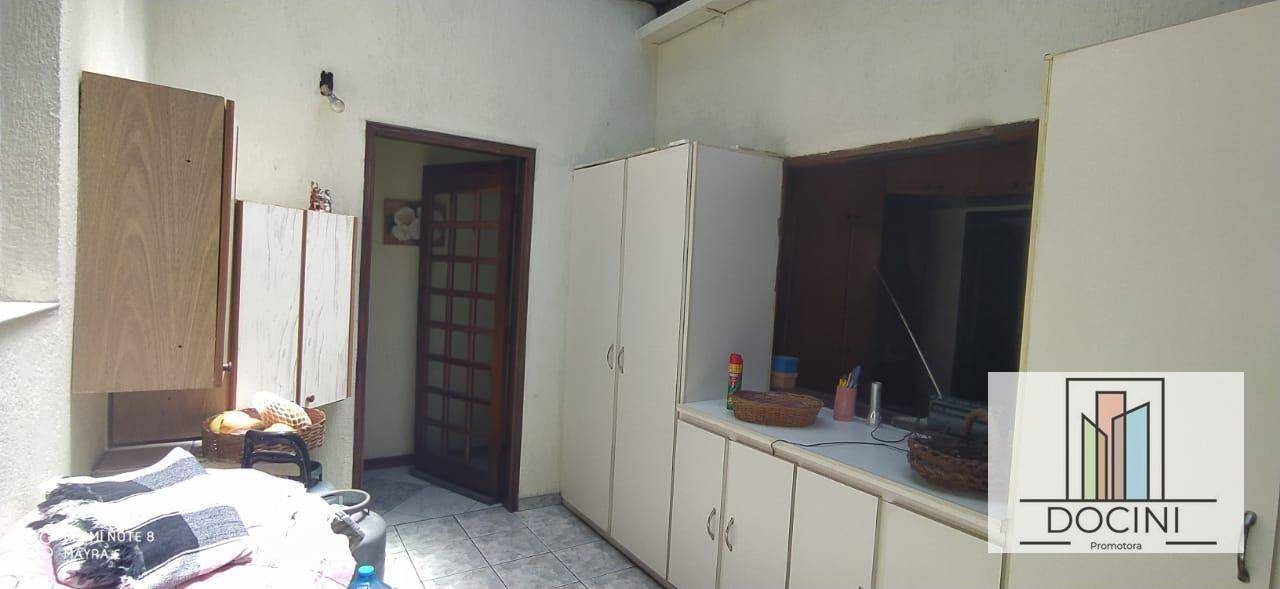 Casa à venda com 3 quartos, 257M2 - Foto 17