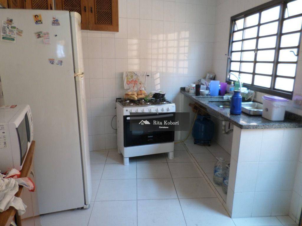 Sobrado à venda com 3 quartos, 146m² - Foto 1