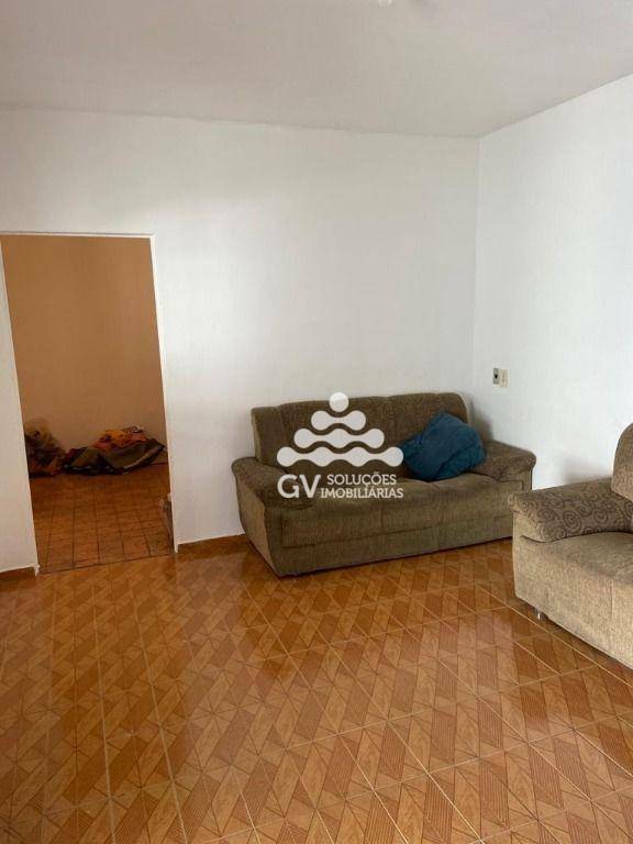 Casa à venda com 3 quartos, 180m² - Foto 4