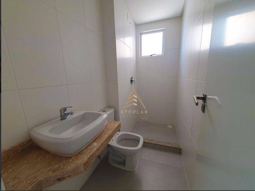 Apartamento à venda com 2 quartos, 70m² - Foto 7