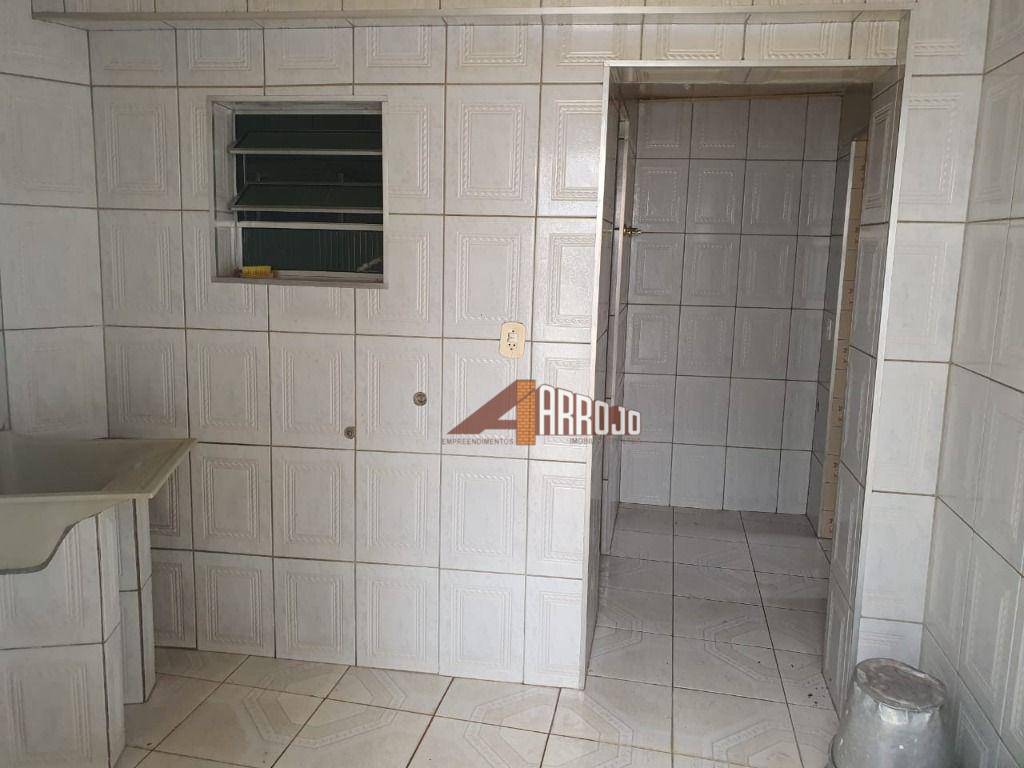 Casa à venda com 3 quartos, 204m² - Foto 22