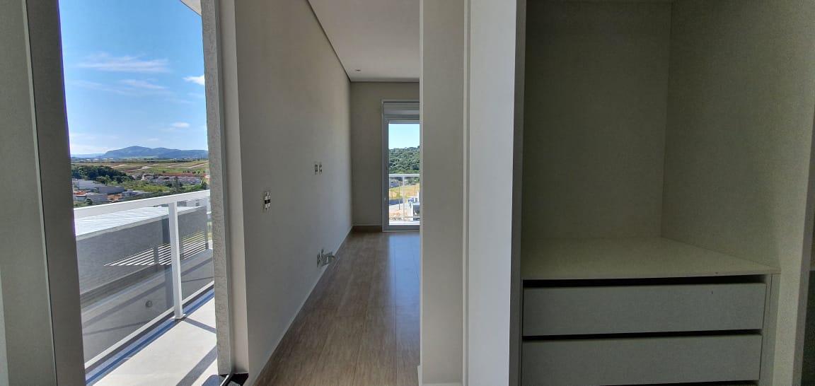 Casa de Condomínio à venda e aluguel com 3 quartos, 240m² - Foto 31