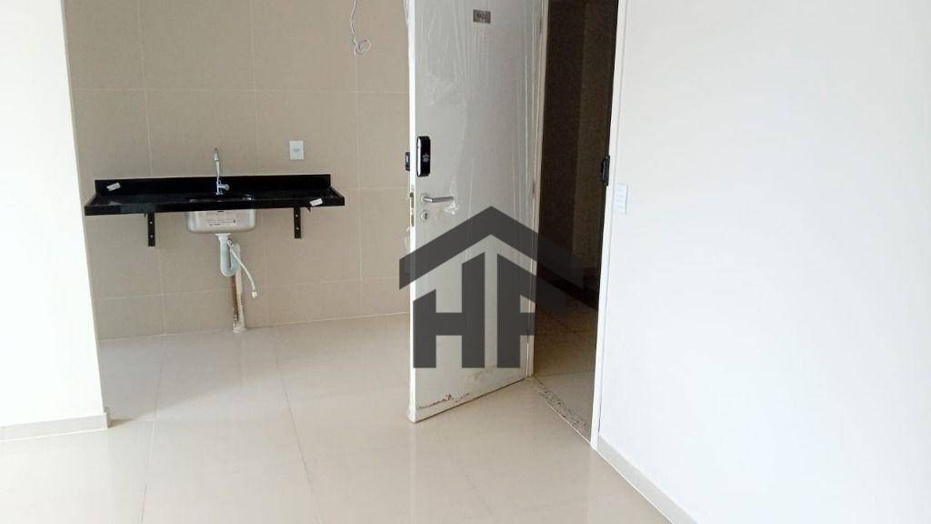 Apartamento à venda com 2 quartos, 44m² - Foto 14