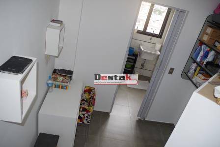 Apartamento à venda com 3 quartos, 140m² - Foto 8