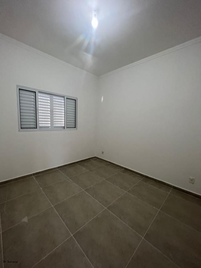 Apartamento à venda com 2 quartos, 85m² - Foto 1