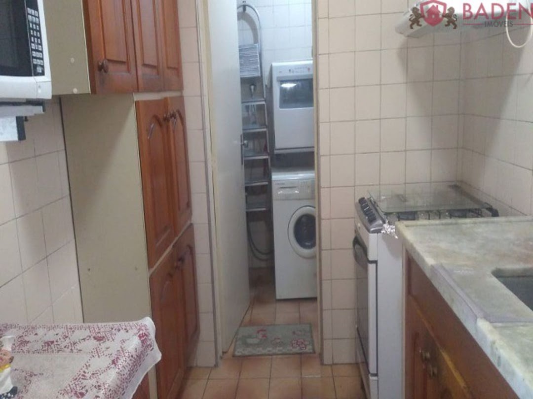 Apartamento à venda com 2 quartos, 62m² - Foto 5