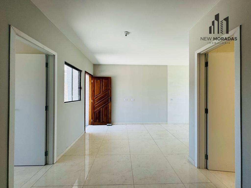 Casa à venda com 2 quartos, 43m² - Foto 2