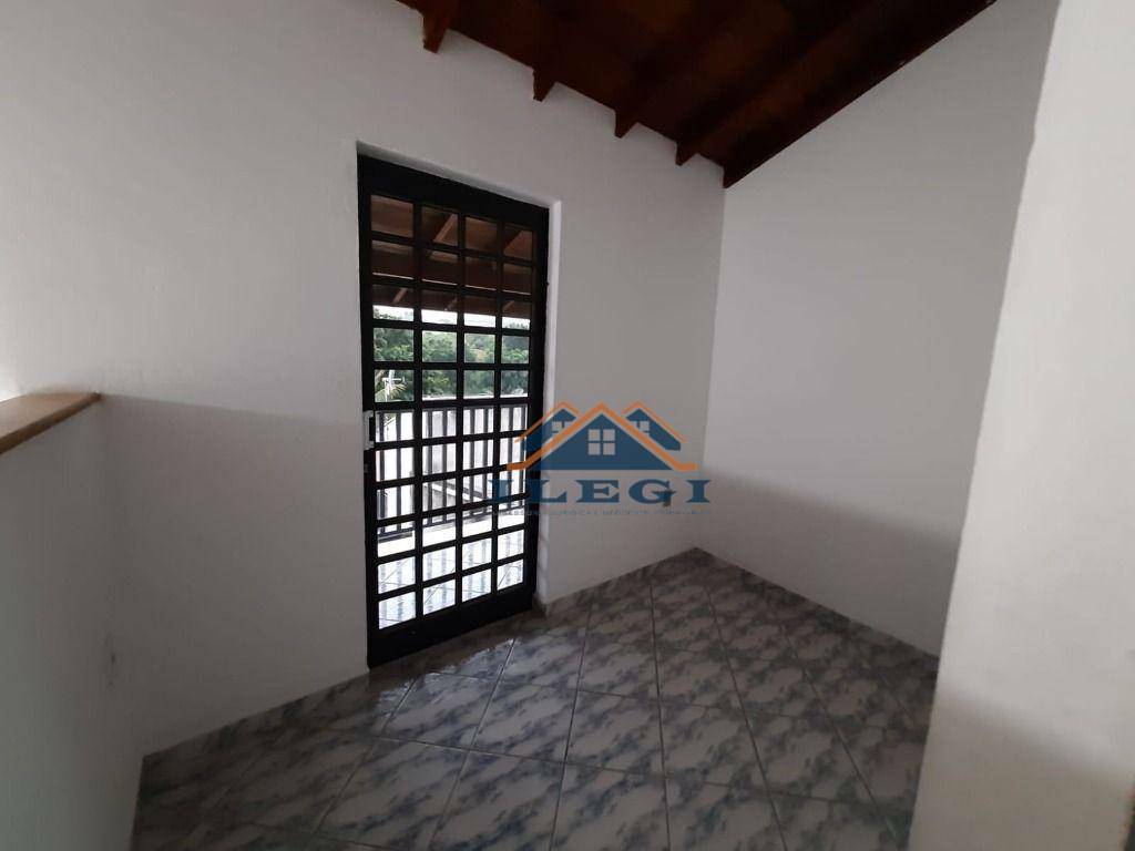 Casa à venda com 4 quartos, 265m² - Foto 26