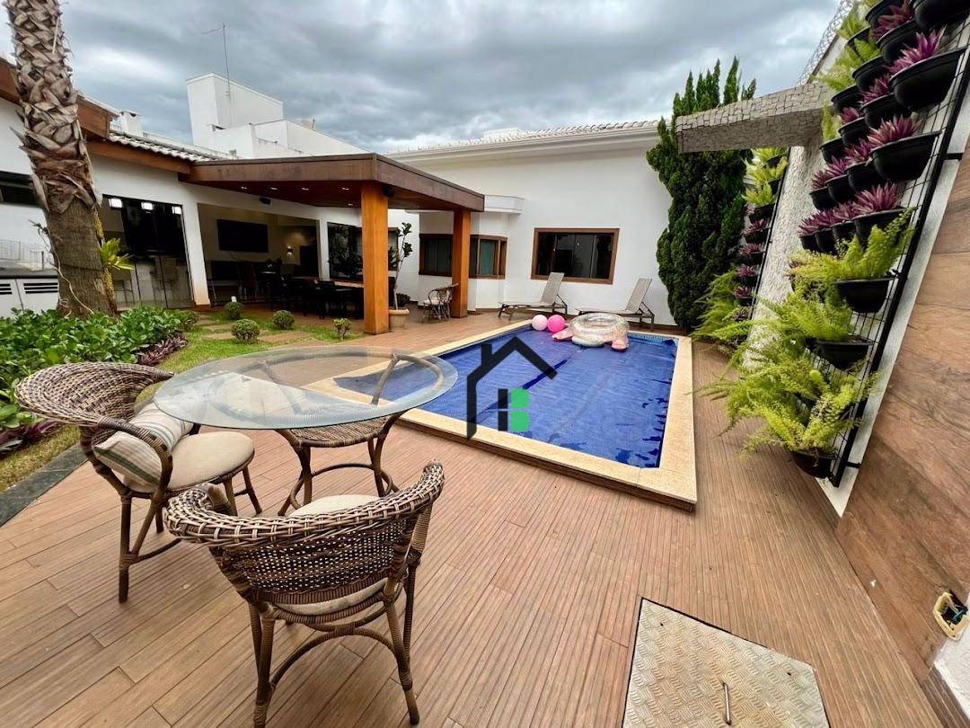 Casa, 3 quartos, 360 m² - Foto 1