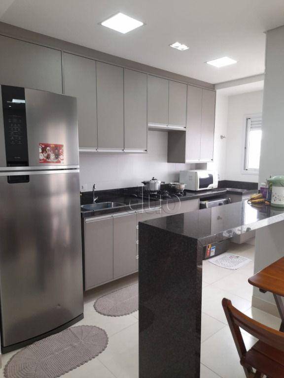 Apartamento à venda com 3 quartos, 67m² - Foto 3