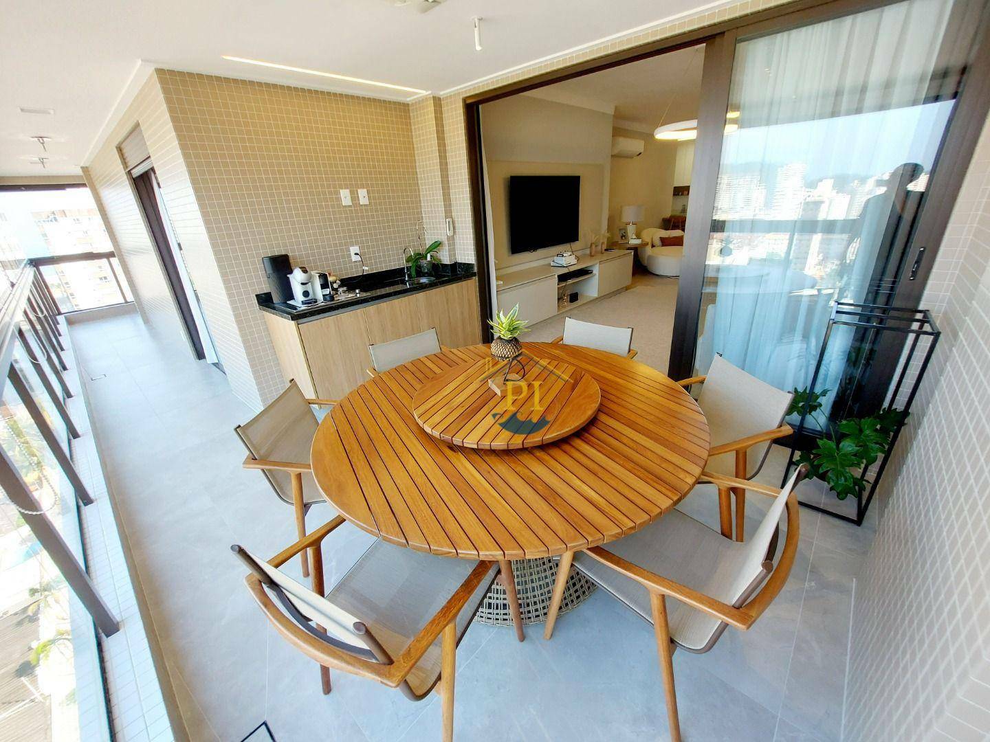 Apartamento à venda com 3 quartos, 143m² - Foto 4