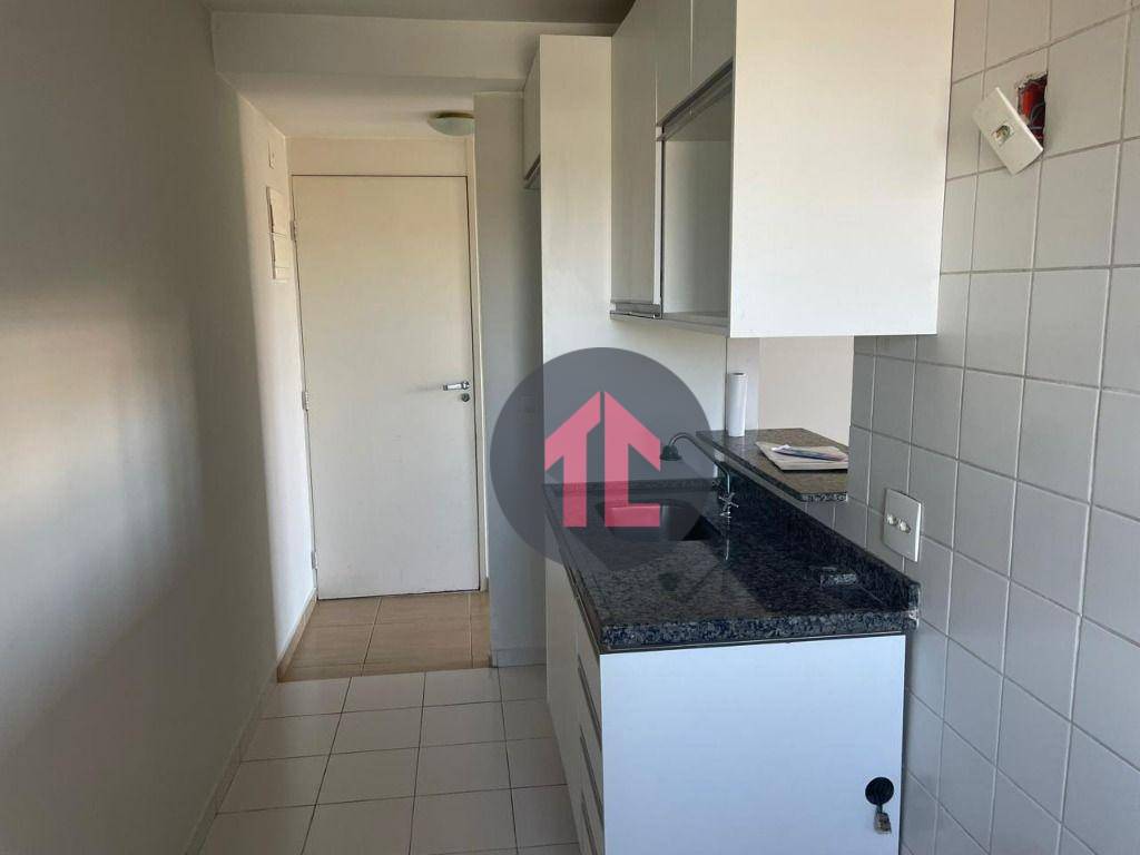 Apartamento à venda com 3 quartos, 60m² - Foto 3