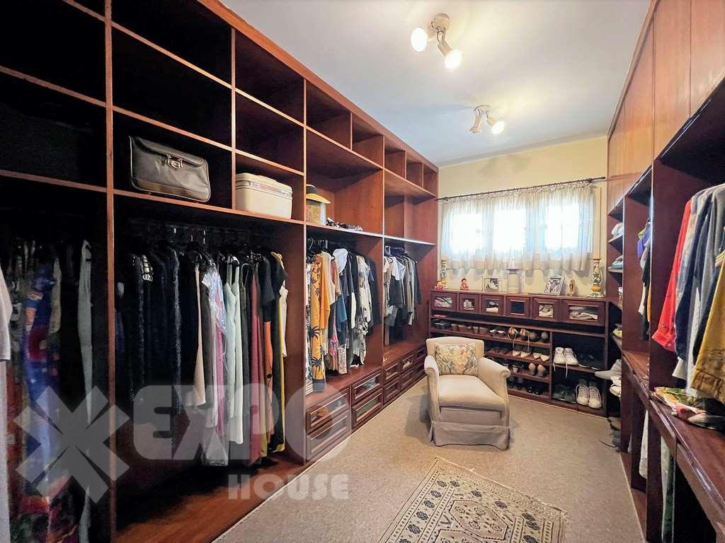 Casa de Condomínio à venda com 4 quartos, 2134m² - Foto 30