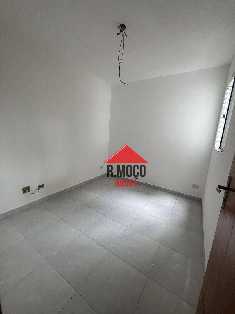 Apartamento à venda com 2 quartos, 42m² - Foto 3